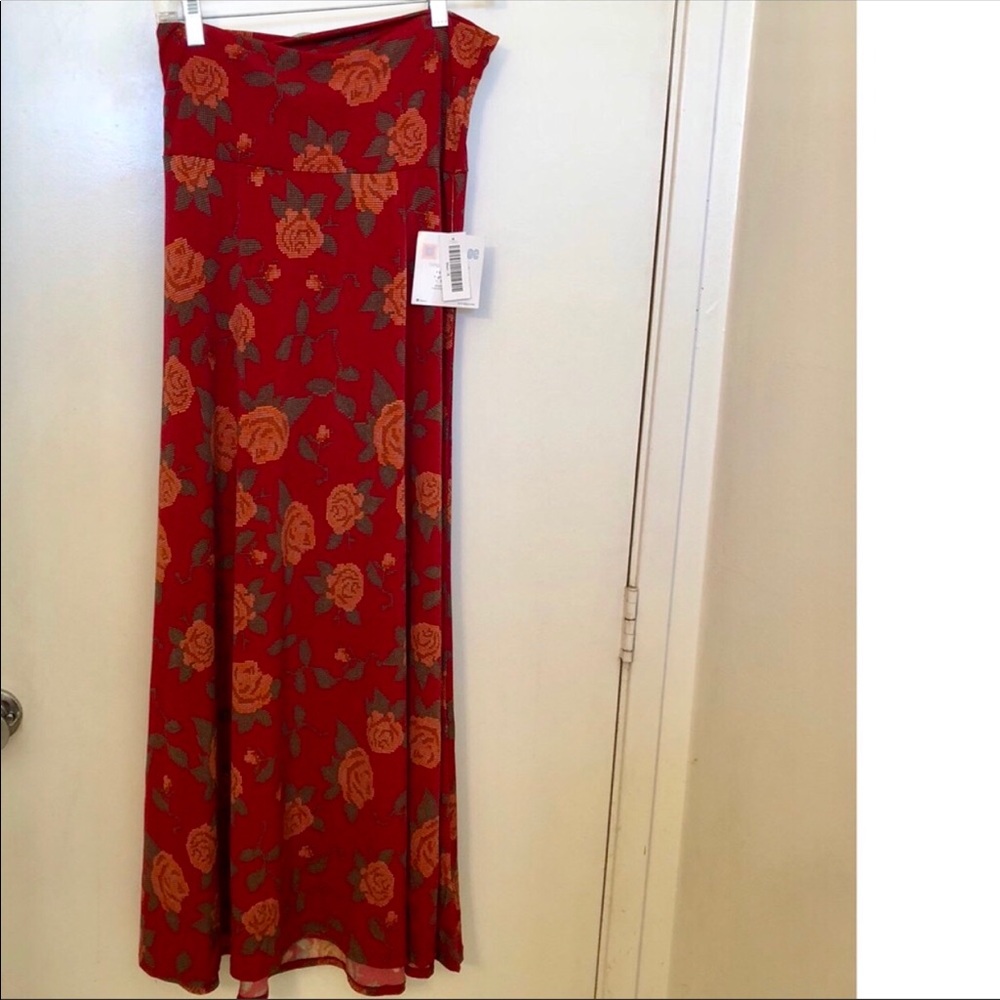 NWT  Lularoe  maxi rose skirt  size small